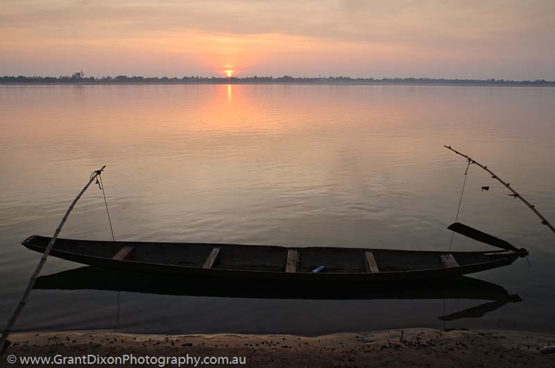 image of Mekong boat dawn 3