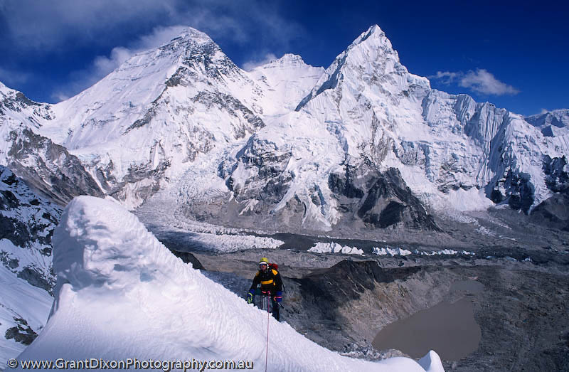 image of Everest from Pumori 1