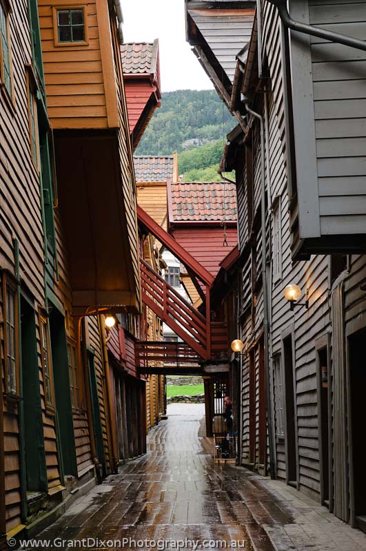image of Bergen bryggen alley