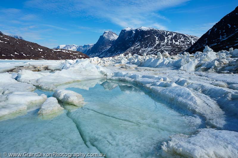 image of Pangnirtung Fiord sea ice 3