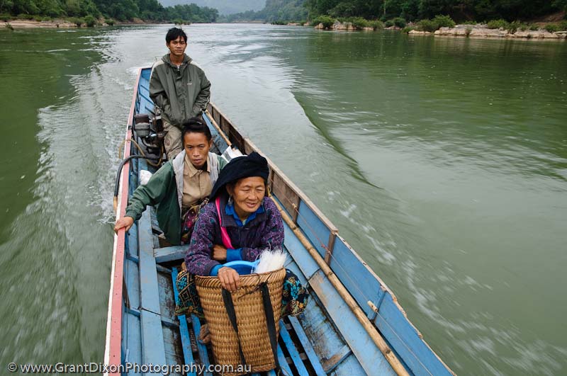image of Nam Ou boat