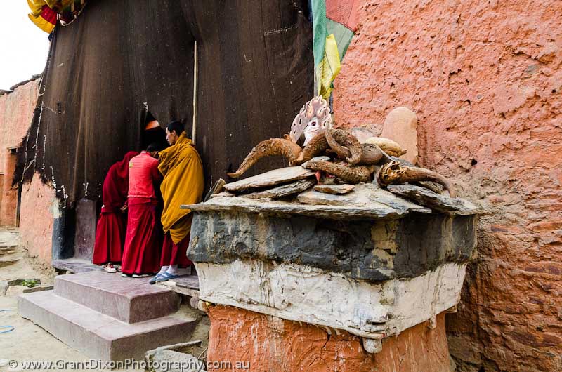 image of Tsarang curious monks