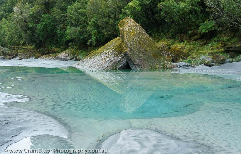 image of Wanganui pool & rocks