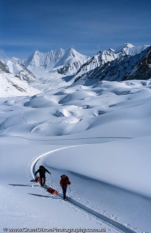 image of Chiring Glacier skiers 3